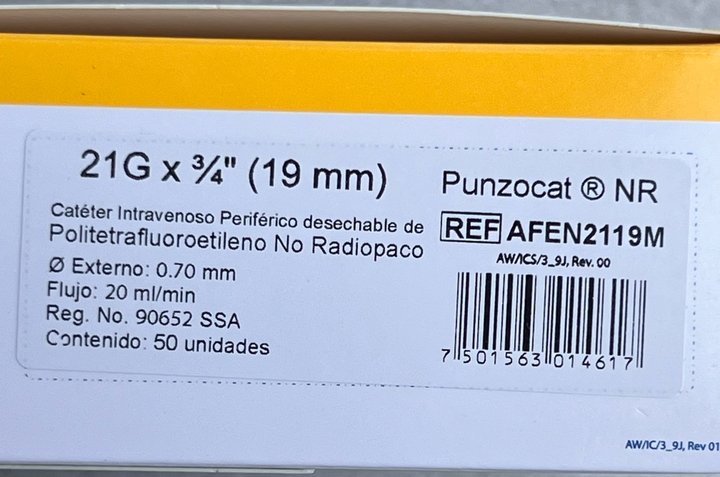 CATÉTER INTRAVENOSO NO RADIOPACO, CAL. 21G X 19MM. ESTÉRIL