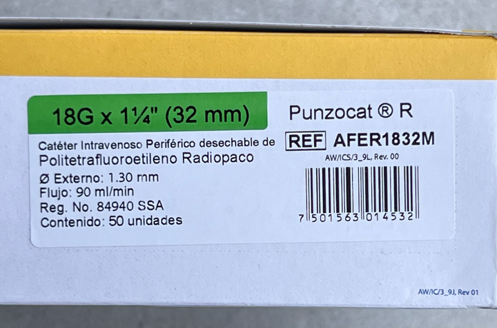 CATÉTER INTRAVENOSO RADIOPACO, CAL. 18G X 32MM. ESTÉRIL